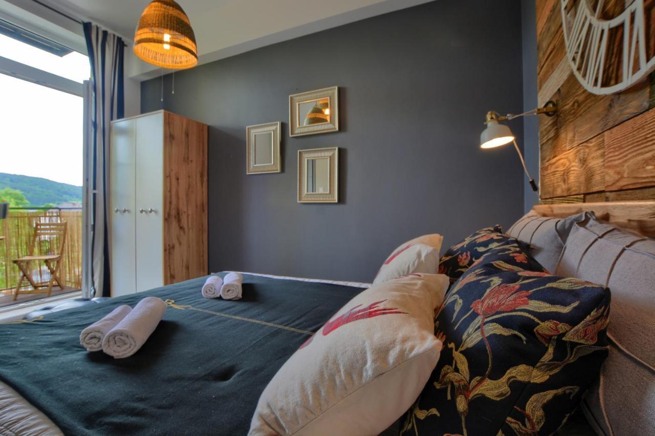 Apartament Fajny Kat Ustrzyki Dolne Exterior foto