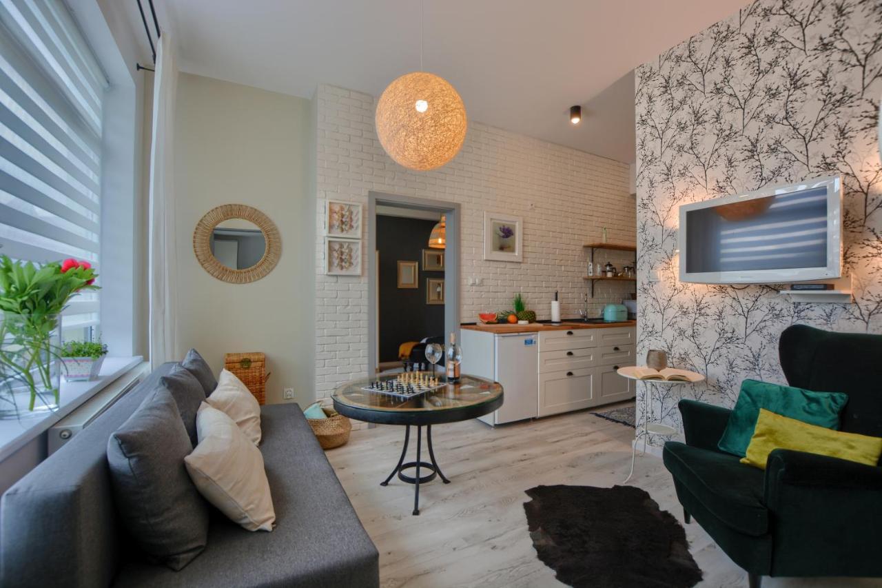 Apartament Fajny Kat Ustrzyki Dolne Exterior foto